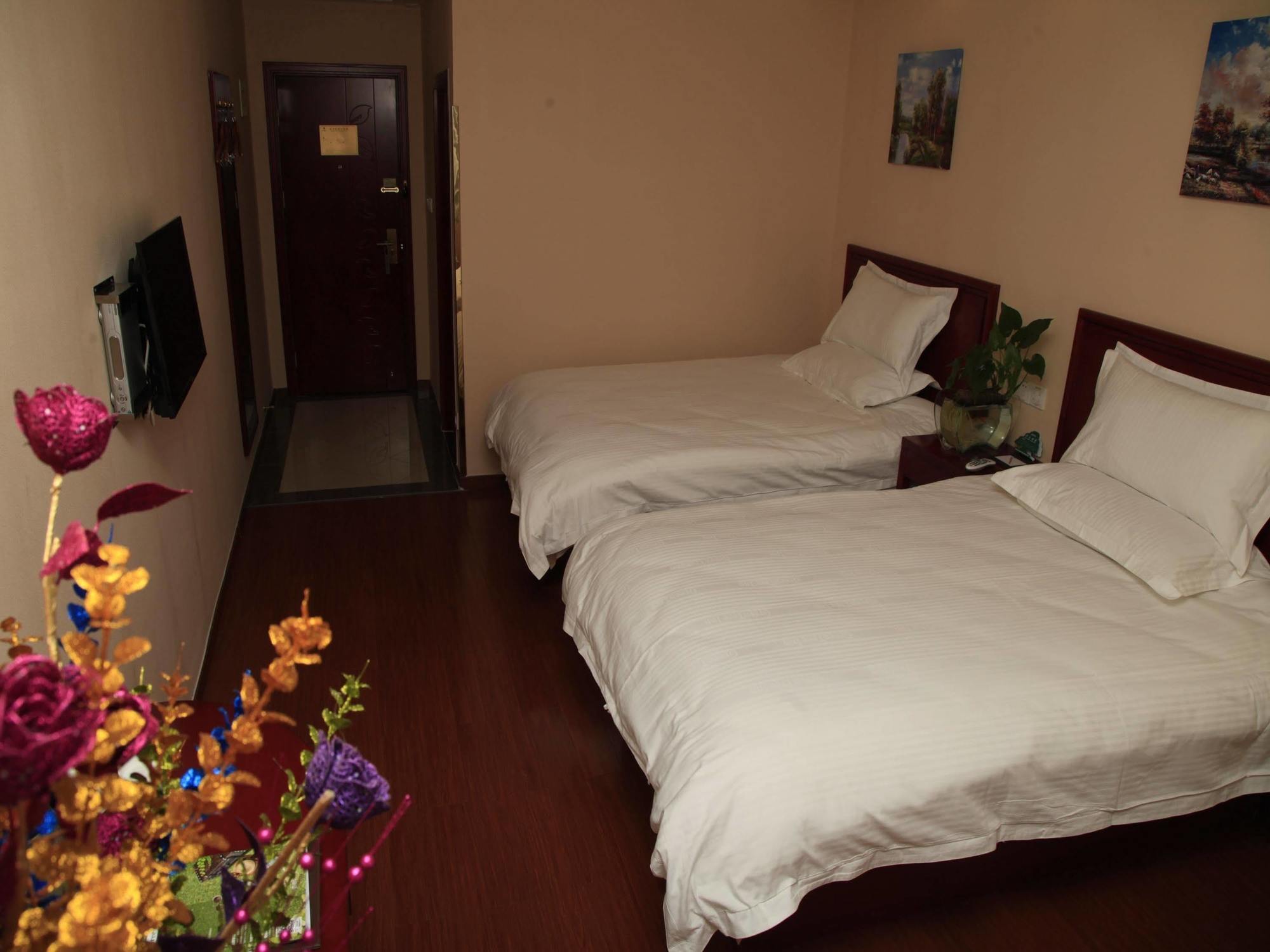 Greentree Inn Beijing Yanqing District Gaota Road Express Hotel Экстерьер фото